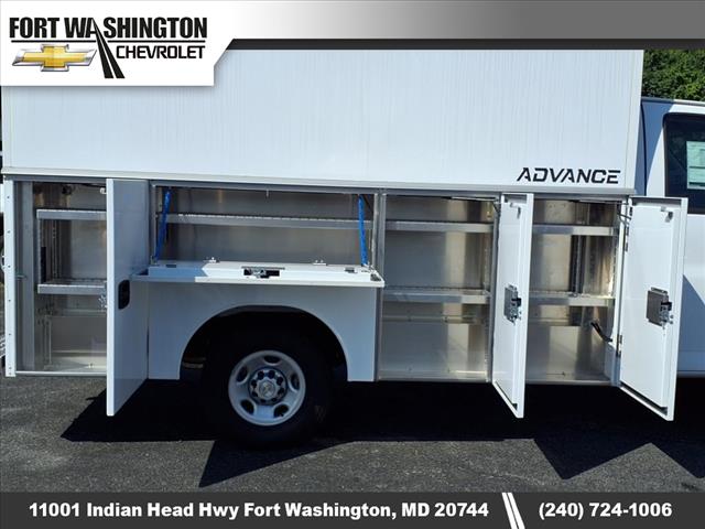 2025 Chevrolet Express Work Van Cutaway
