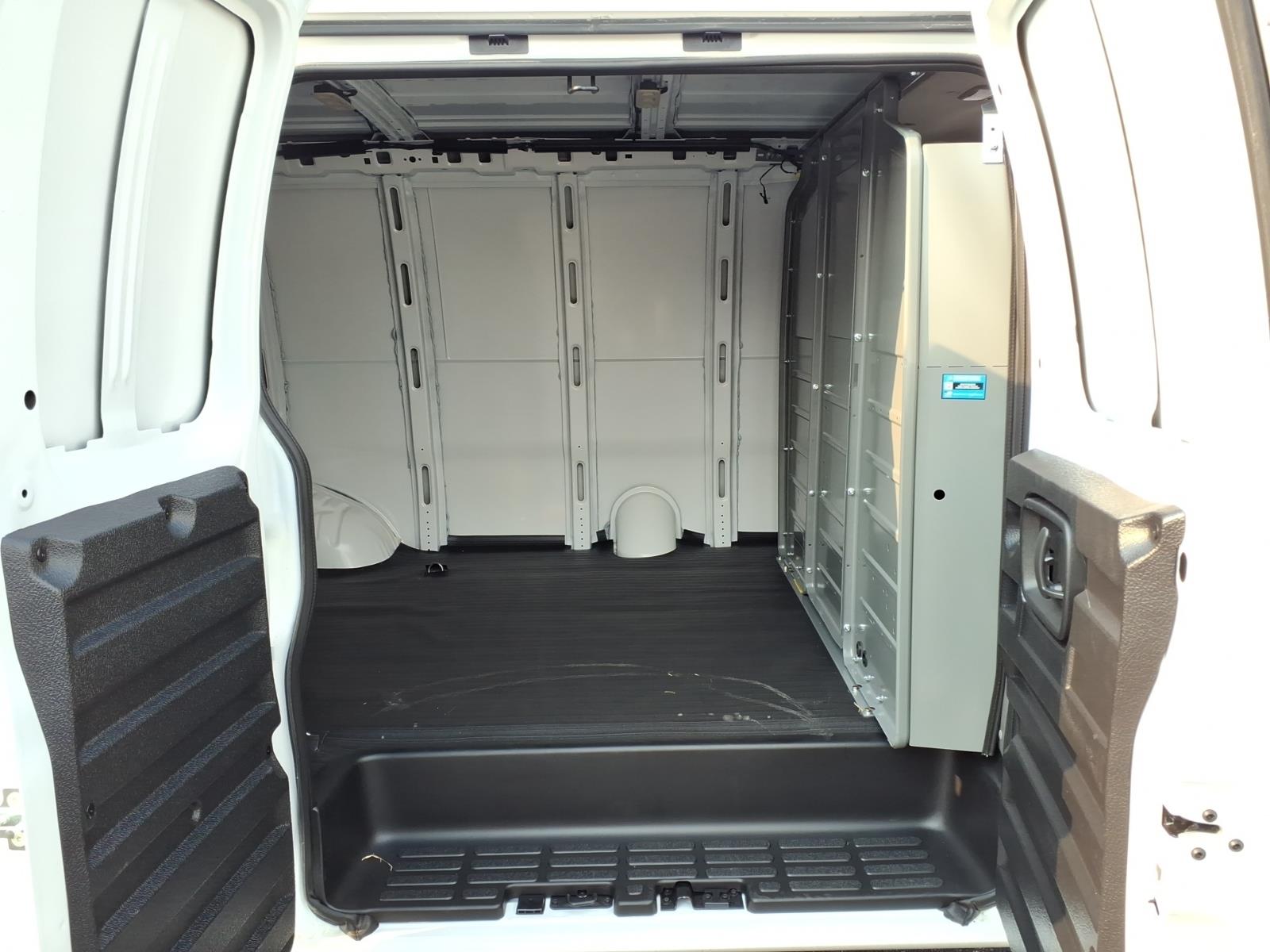 ChevroletExpress2