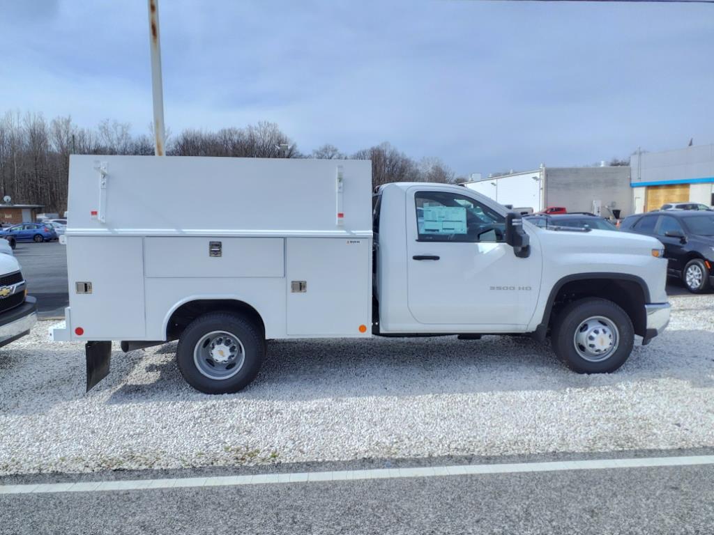 ChevroletSilverado 3500 HD CC2