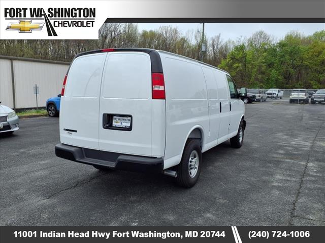 2025 Chevrolet Express Work Van Cargo