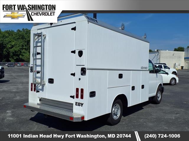 2025 Chevrolet Express Work Van Cutaway