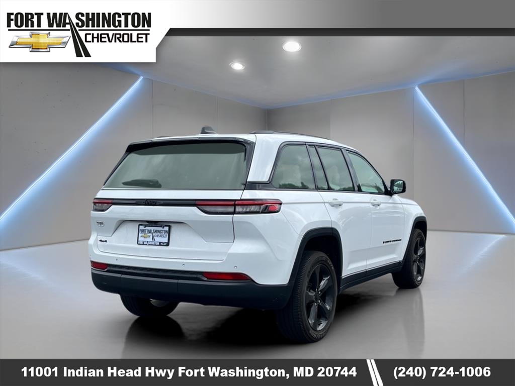 JeepGrand Cherokee3
