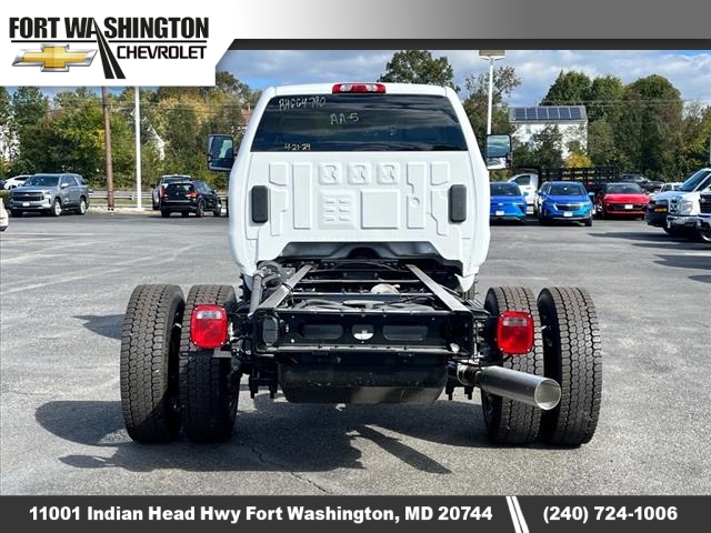 2024 Chevrolet Silverado Chassis Cab Work Truck