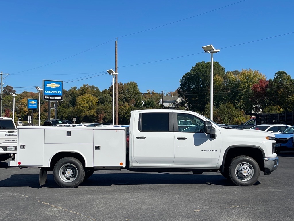 ChevroletSilverado 3500 HD Chassis4