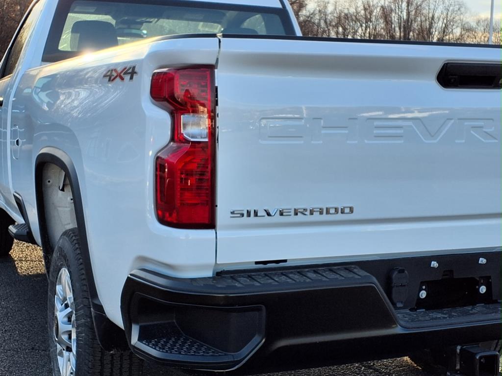 ChevroletSilverado 2500HD4