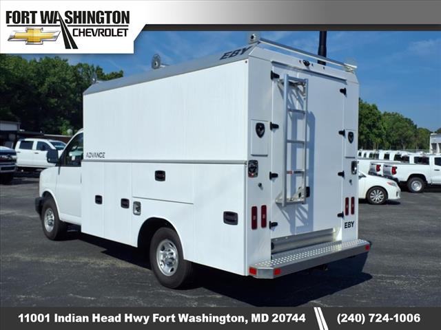 2025 Chevrolet Express Work Van Cutaway