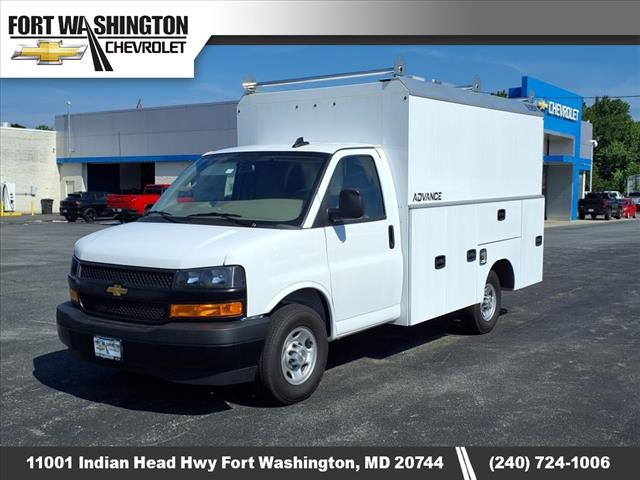 2025 Chevrolet Express Work Van Cutaway
