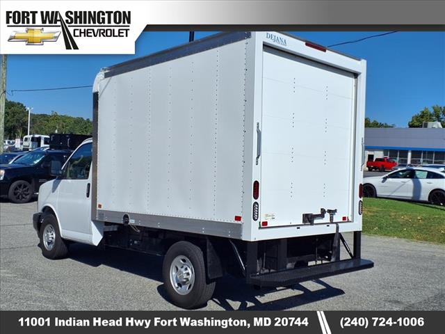 2025 Chevrolet Express Work Van Cutaway