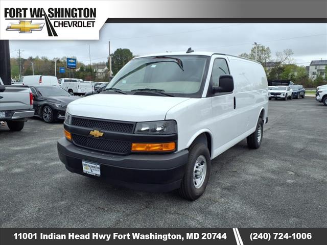 2025 Chevrolet Express Work Van Cargo