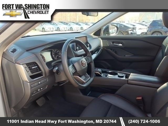 NissanRogue8