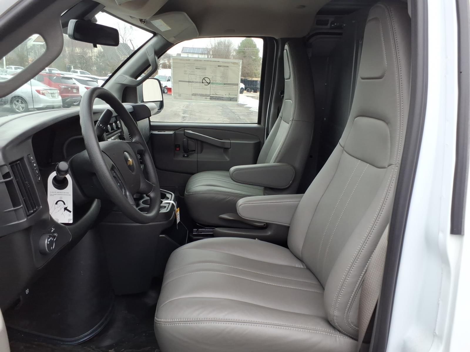 ChevroletExpress9