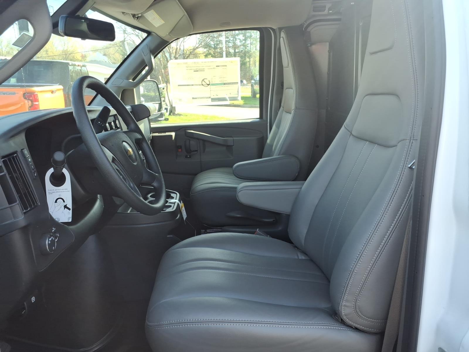 ChevroletExpress9