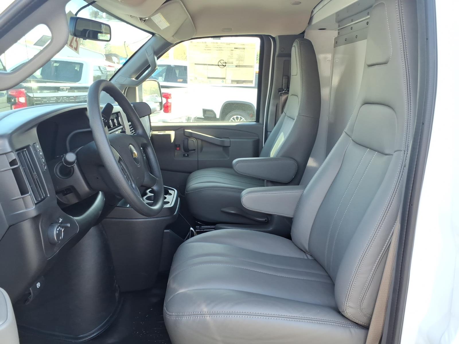ChevroletExpress9