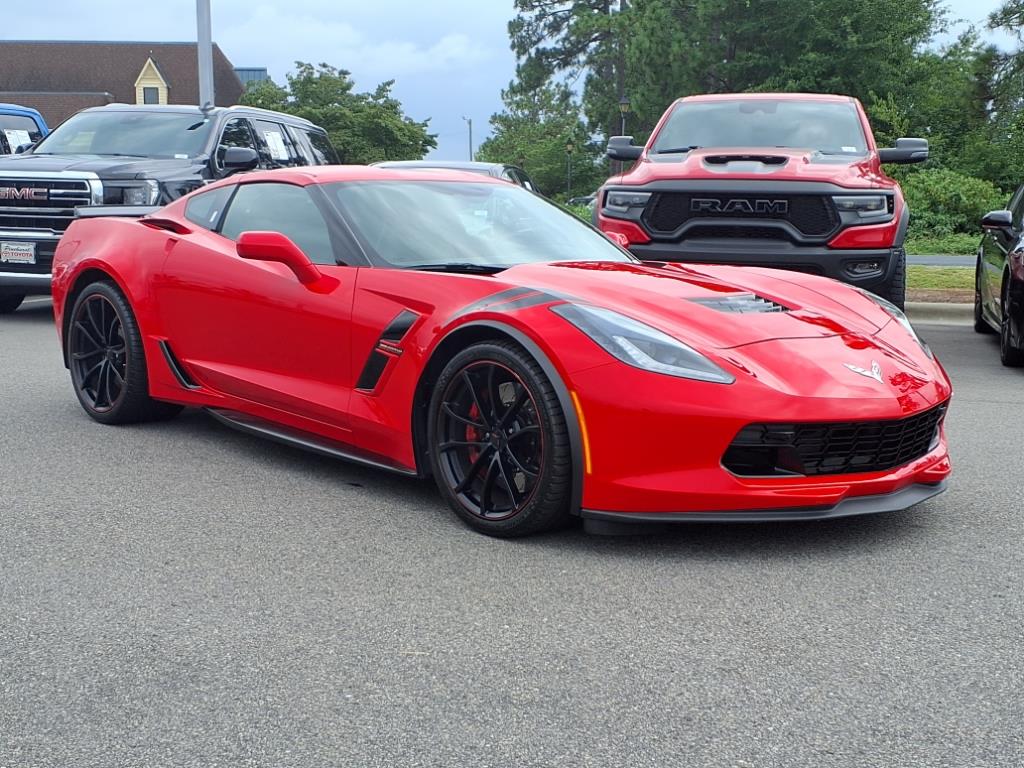 2019 Chevrolet Equinox LS photo 2