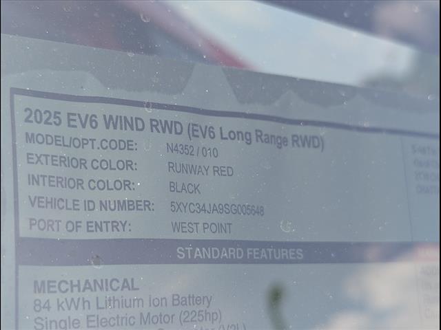 2025 Kia EV6 Wind