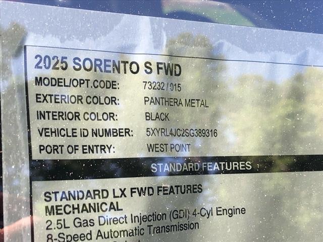 2025 Kia Sorento S
