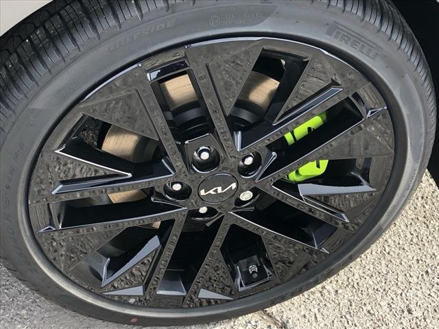 2025 Kia K5 GT