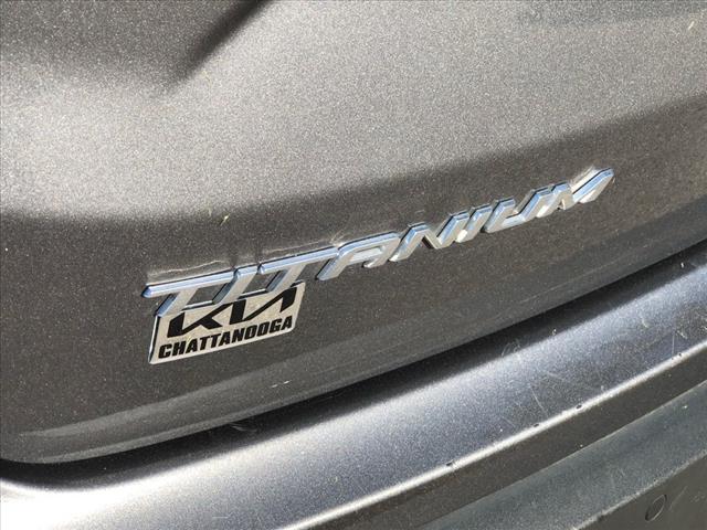 2023 Ford Edge Titanium