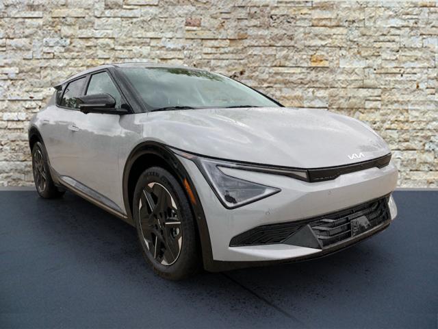 2025 Kia EV6 Wind