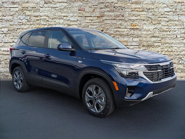 2025 Kia Seltos LX