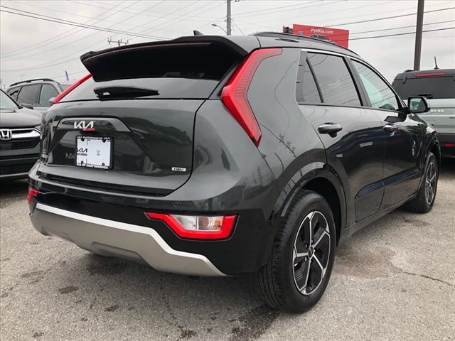 2025 Kia Niro SX