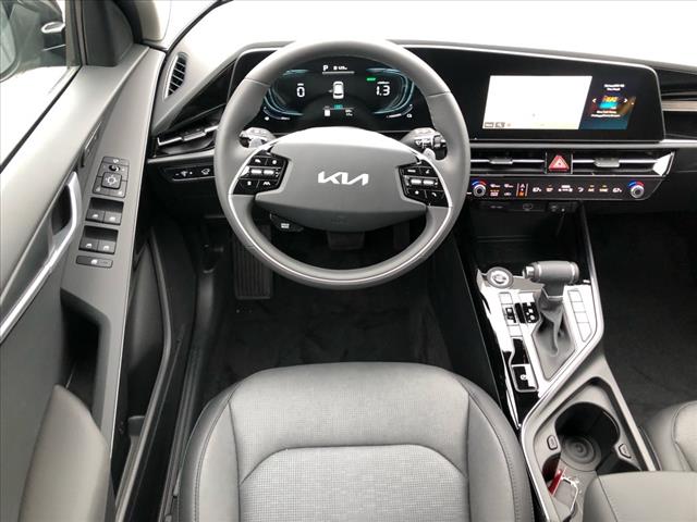 2025 Kia Niro SX