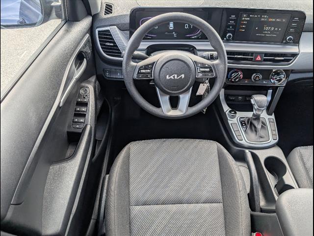 2025 Kia Seltos LX