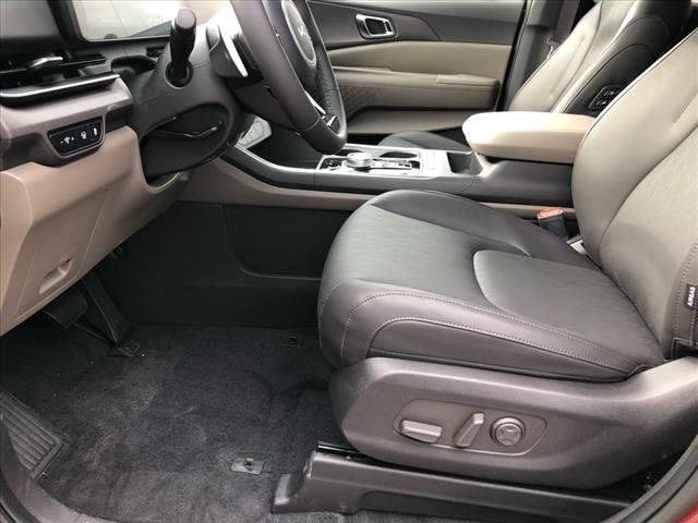 2025 Kia Carnival Hybrid EX