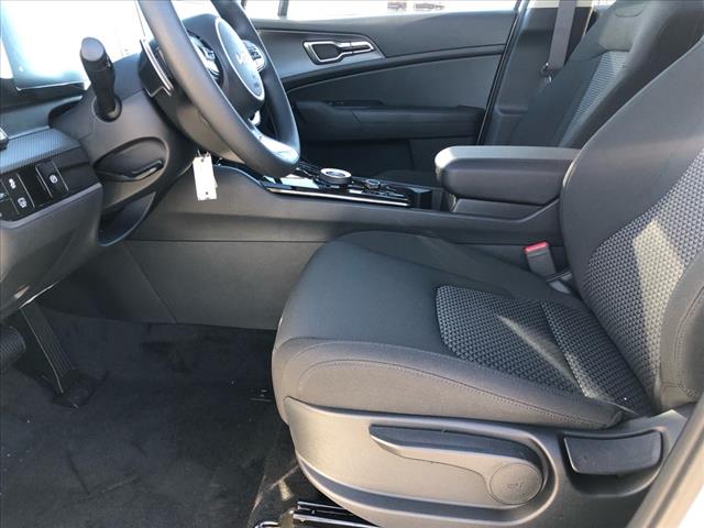 2025 Kia Sportage Hybrid LX