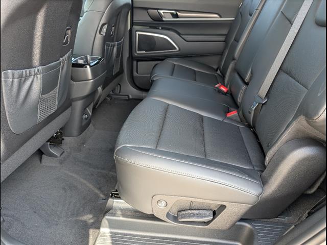 2025 Kia Telluride LX