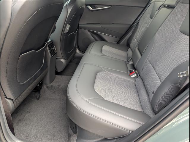 2025 Kia Niro EX Touring