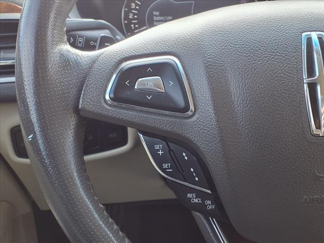 2014 Lincoln MKZ Base