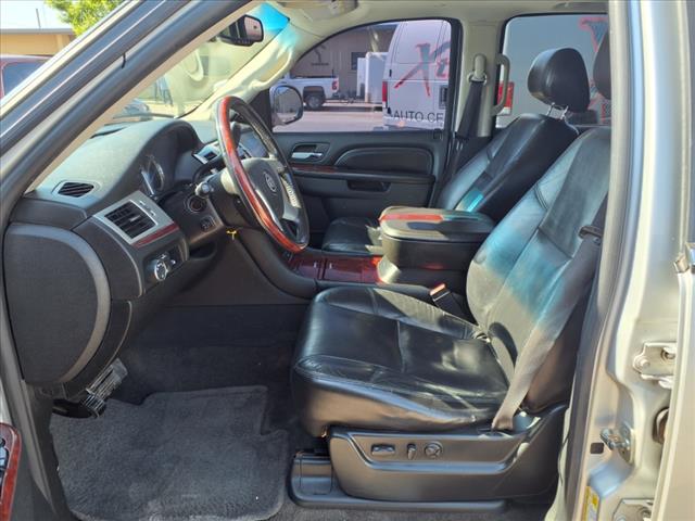2010 Cadillac Escalade Luxury
