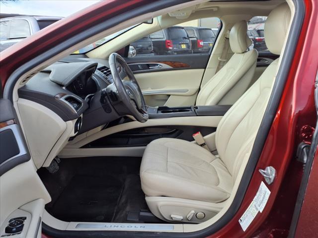 2014 Lincoln MKZ Base