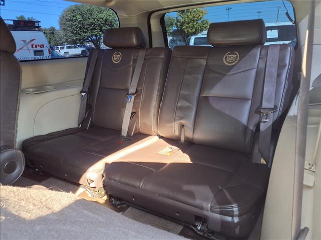 2011 Cadillac Escalade ESV Platinum Edition
