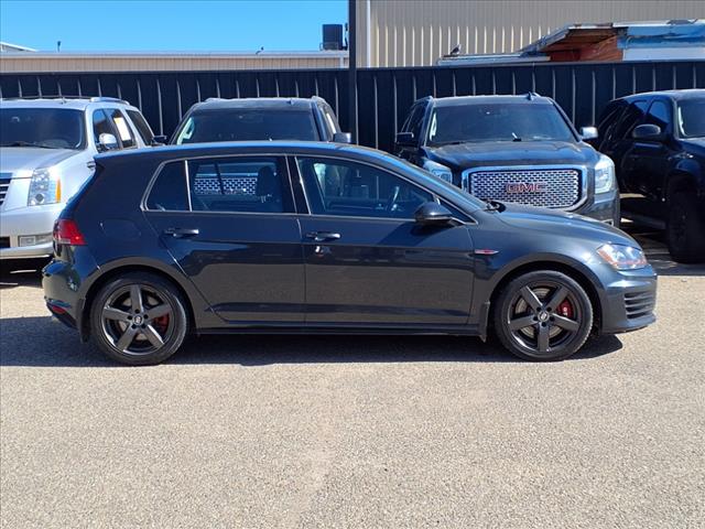 2017 Volkswagen Golf GTI Sport