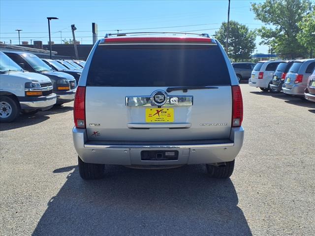 2010 Cadillac Escalade Luxury