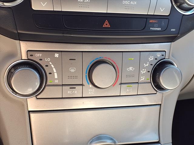 2011 Toyota Highlander Base