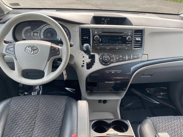 2011 Toyota Sienna SE