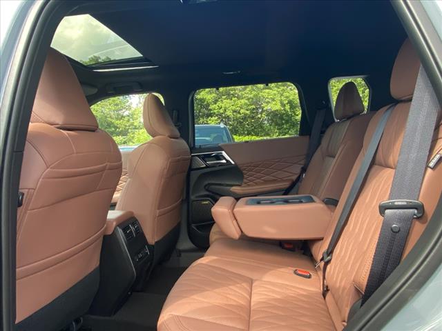 2025 Mitsubishi Outlander SEL