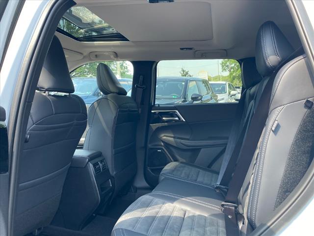 2025 Mitsubishi Outlander Trail Edition