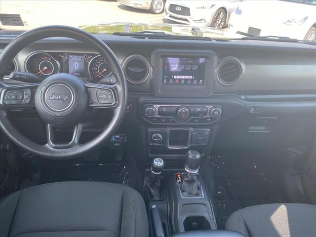 2023 Jeep Gladiator Sport