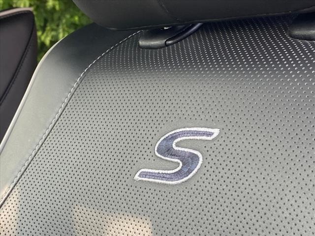 2023 Chrysler Pacifica Plug-In Hybrid Hybrid Limited