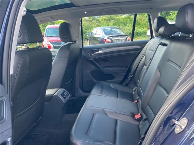 2018 Volkswagen Golf SportWagen SE