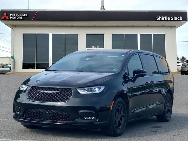 2023 Chrysler Pacifica Plug-In Hybrid Hybrid Limited