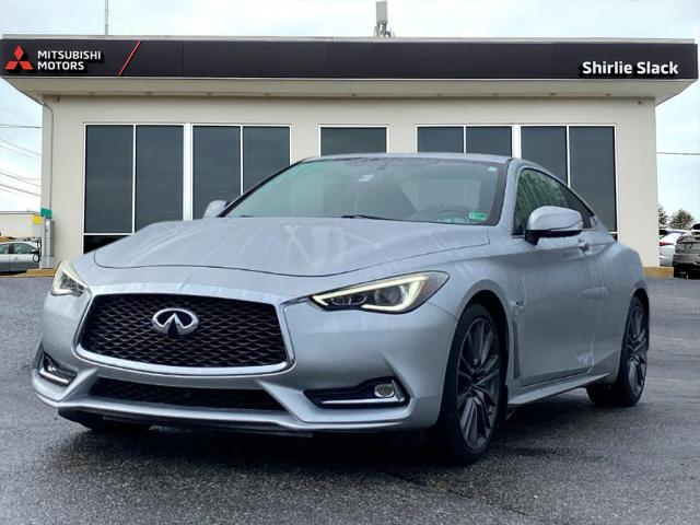 2017 INFINITI Q60 Red Sport 400