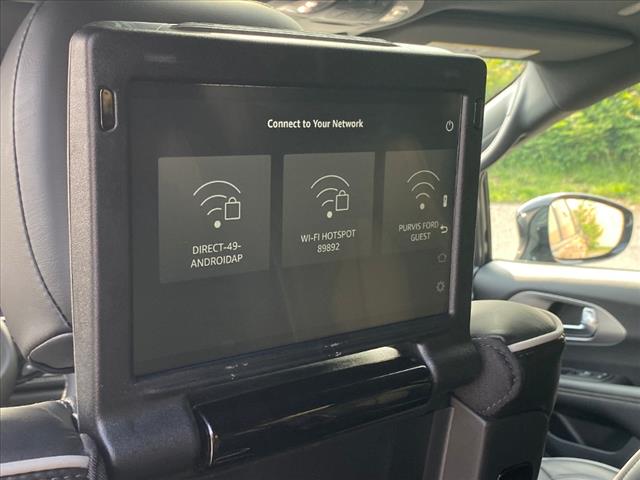 2023 Chrysler Pacifica Plug-In Hybrid Hybrid Limited