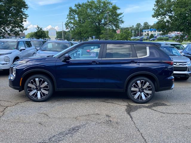 2025 Mitsubishi Outlander SE