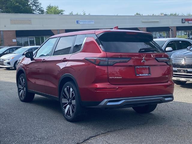 2025 Mitsubishi Outlander SE
