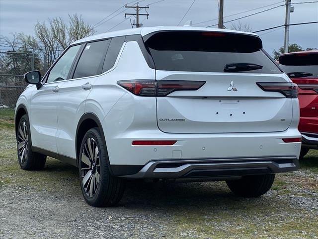 2025 Mitsubishi Outlander SE